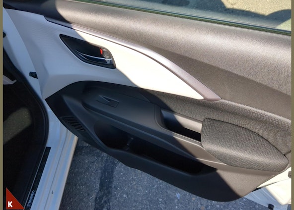 Vehicle image 16 Vehicle image 16