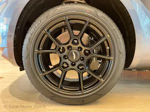 Aston Martin DBX 4.0 V8 Bi-Turbo