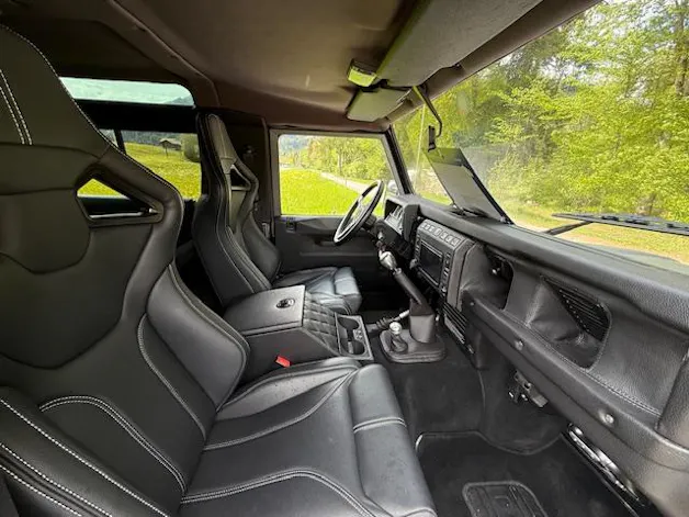 Land Rover Defender 90 2.5 Tdi St.Wagon