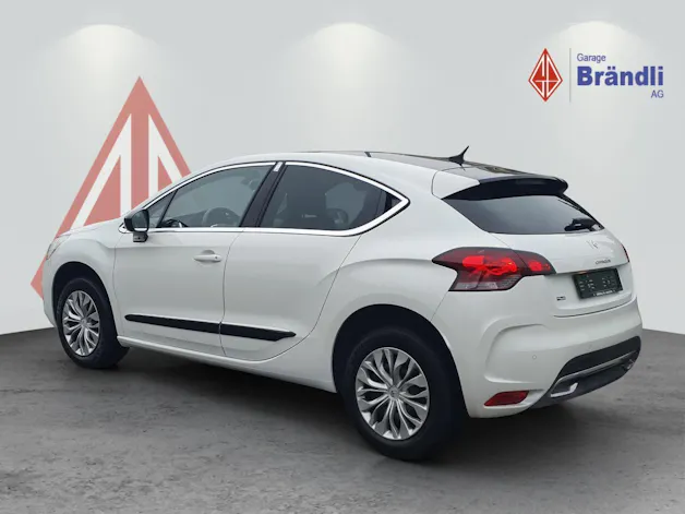 DS Automobiles 4 1.6 THP 160 Dark Top