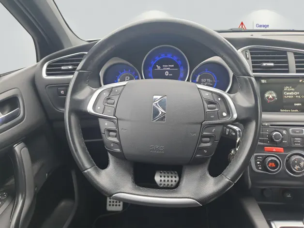 DS Automobiles 4 1.6 THP 160 Dark Top