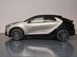 Vehicle image TOYOTA C-HR 2.0 PHEV GR Sport Premiere