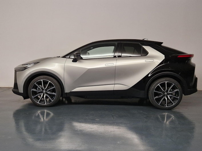 Vehicle image TOYOTA C-HR