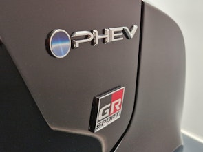 Vehicle image TOYOTA C-HR 2.0 PHEV GR Sport Premiere