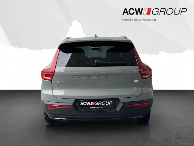 Volvo XC40 1.5 T4 PiH Plus Dark