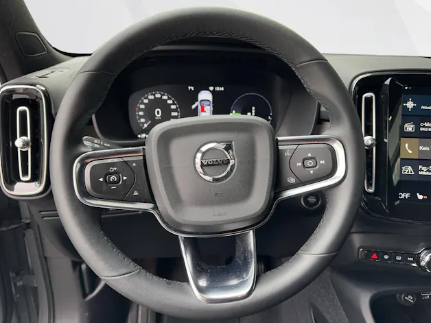 Volvo XC40 1.5 T4 PiH Plus Dark