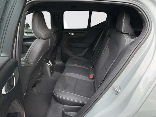 Volvo XC40 1.5 T4 PiH Plus Dark