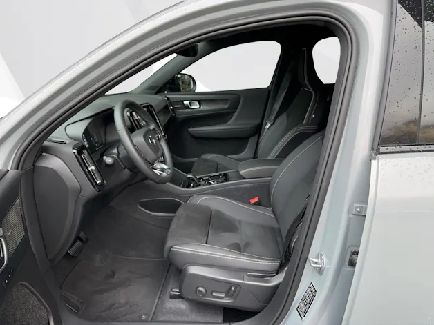 Volvo XC40 1.5 T4 PiH Plus Dark