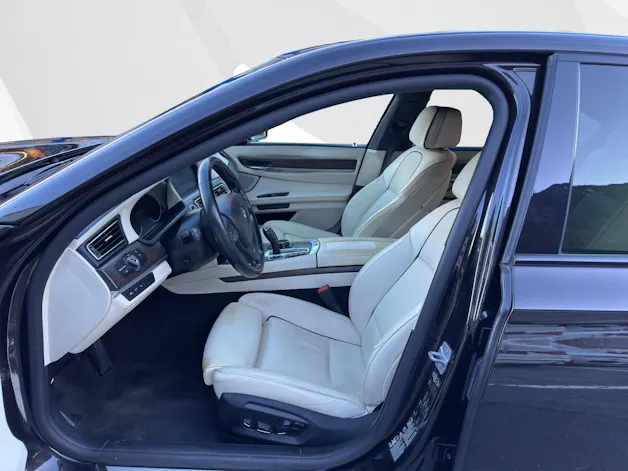 BMW 750i xDrive