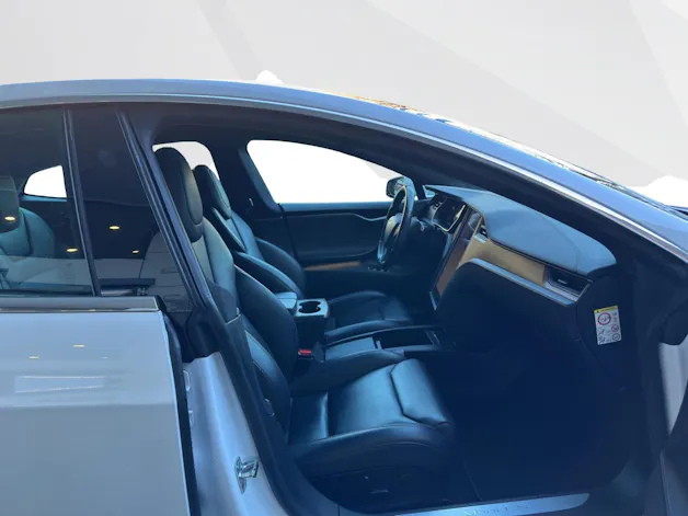 Tesla Model S 100 D