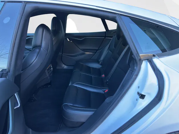 Tesla Model S 100 D