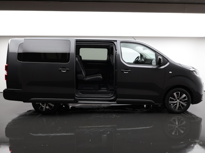 Vehicle image TOYOTA PROACE VERSO