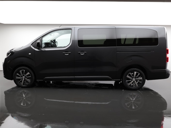 Vehicle image TOYOTA PROACE VERSO