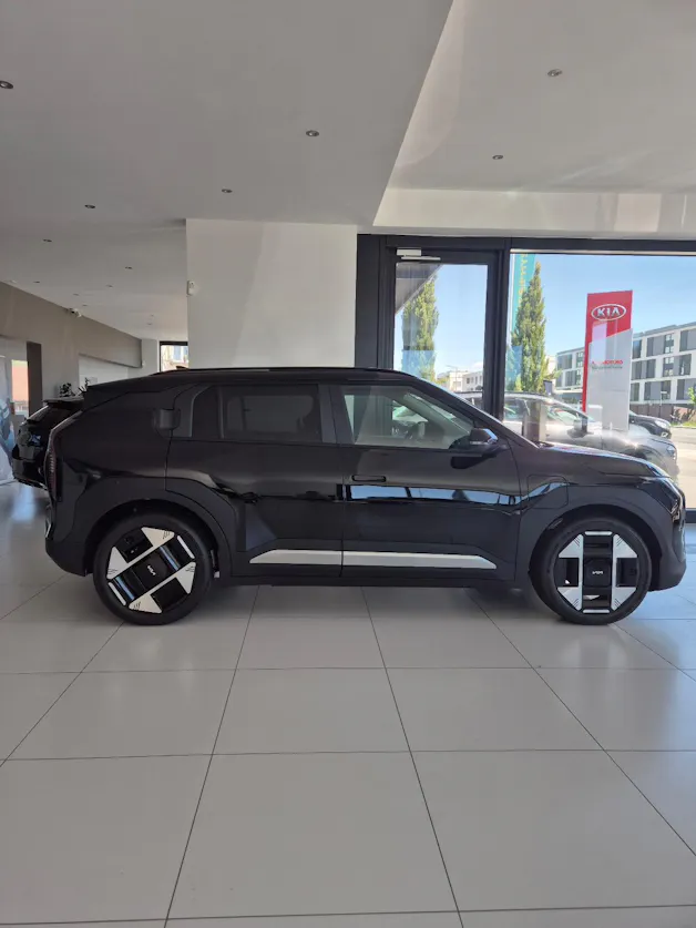 Kia EV3 81 kWh Earth