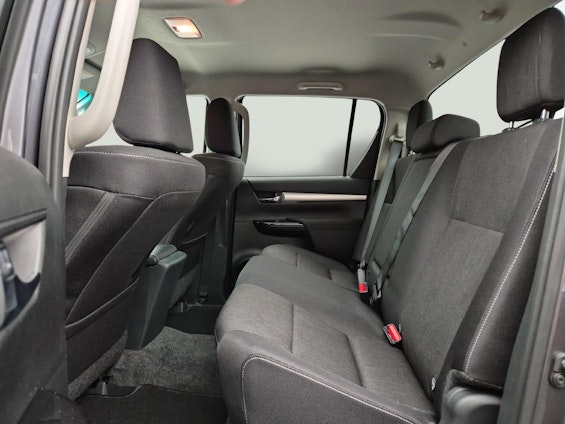 Vehicle image 10 Vehicle image 10