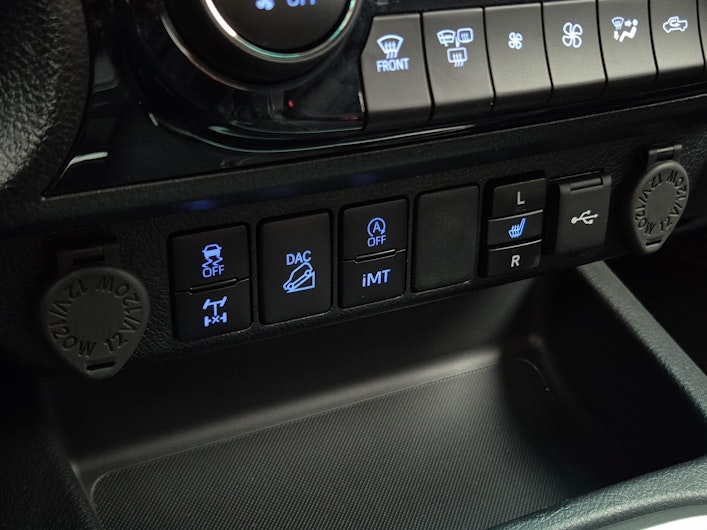 Vehicle image TOYOTA HI-LUX