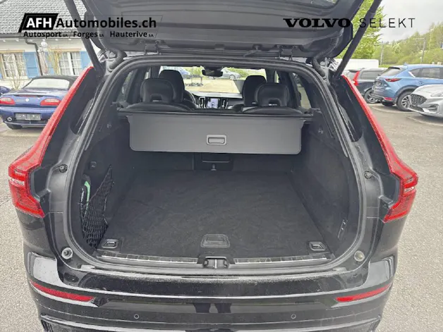Volvo XC60 2.0 B5 MH Ultimate Dark AWD