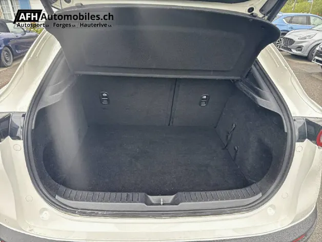 MAZDA CX-30 2.0 180 Revolution AWD