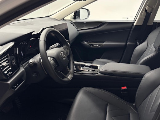 LEXUS NX 450h+ Excellence 2