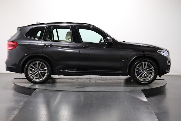 BMW X3 30e xDrive SAG 2