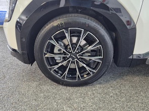 Vehicle image KIA EV9 99.8 kWh GT-Line 4x4