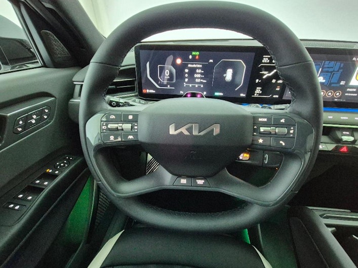 Vehicle image KIA EV9