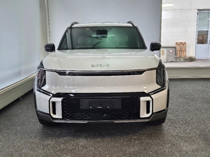 Vehicle image KIA EV9