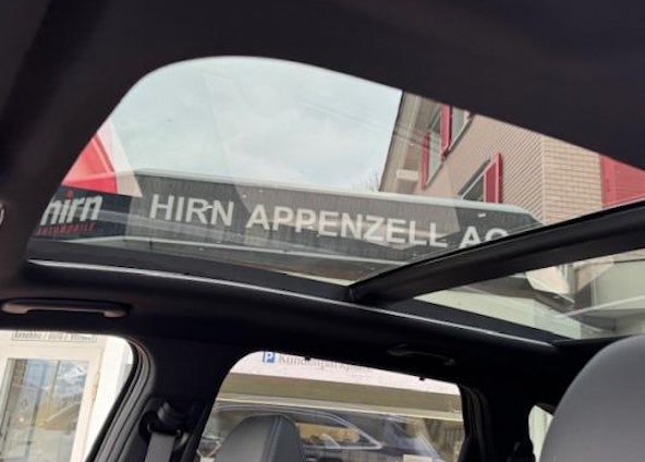 Vehicle image 4 Vehicle image 4