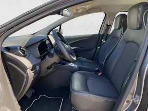 Renault Zoe E-Tech electric iconic R135