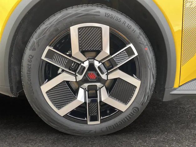 Renault R5 E-Tech electric techno 150PS Comfort Range