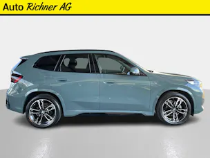 BMW X1 20d xDrive paddles