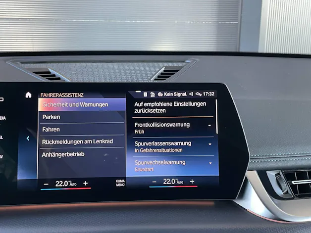 BMW X1 20d xDrive paddles
