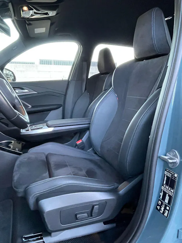 BMW X1 20d xDrive paddles