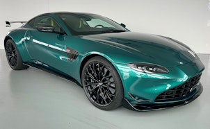 Vehicle image ASTON MARTIN V8 Vantage Coupé 4.0 V8 Bi-Turbo F1