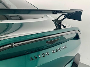 Vehicle image ASTON MARTIN V8 Vantage Coupé 4.0 V8 Bi-Turbo F1