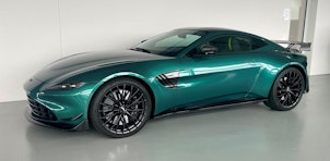 Vehicle image ASTON MARTIN V8 Vantage Coupé 4.0 V8 Bi-Turbo F1