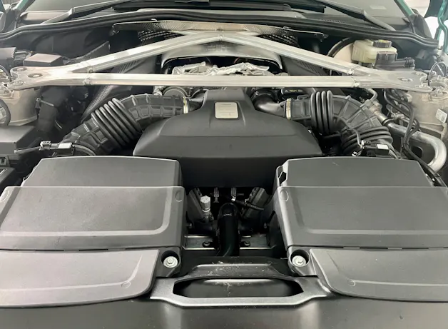 Aston Martin V8 Vantage Coupé 4.0 V8 Bi-Turbo F1