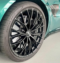 Vehicle image ASTON MARTIN V8 Vantage Coupé 4.0 V8 Bi-Turbo F1