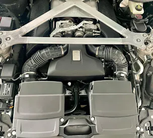 Aston Martin V8 Vantage Coupé 4.0 V8 Bi-Turbo F1