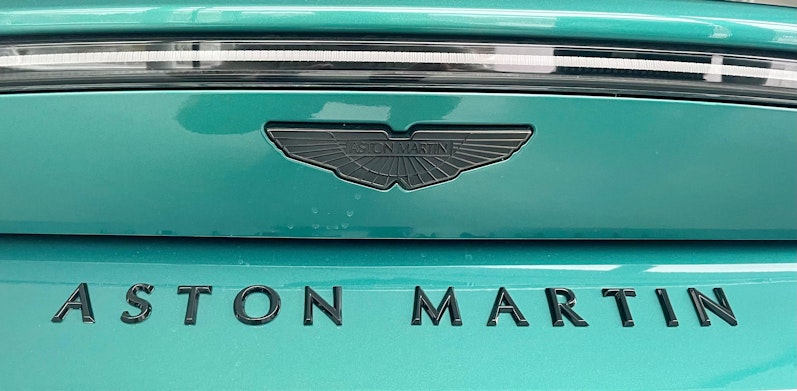 Vehicle image ASTON MARTIN V12 Vantage