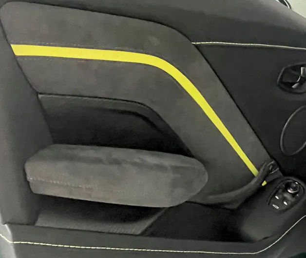 Aston Martin V8 Vantage Coupé 4.0 V8 Bi-Turbo F1