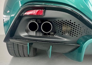 Vehicle image ASTON MARTIN V8 Vantage Coupé 4.0 V8 Bi-Turbo F1