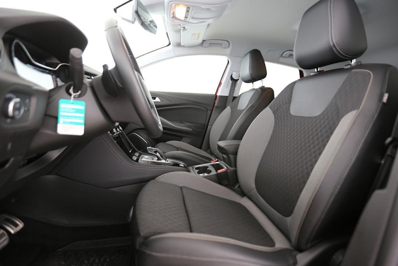 Vehicle image OPEL GRANDLAND