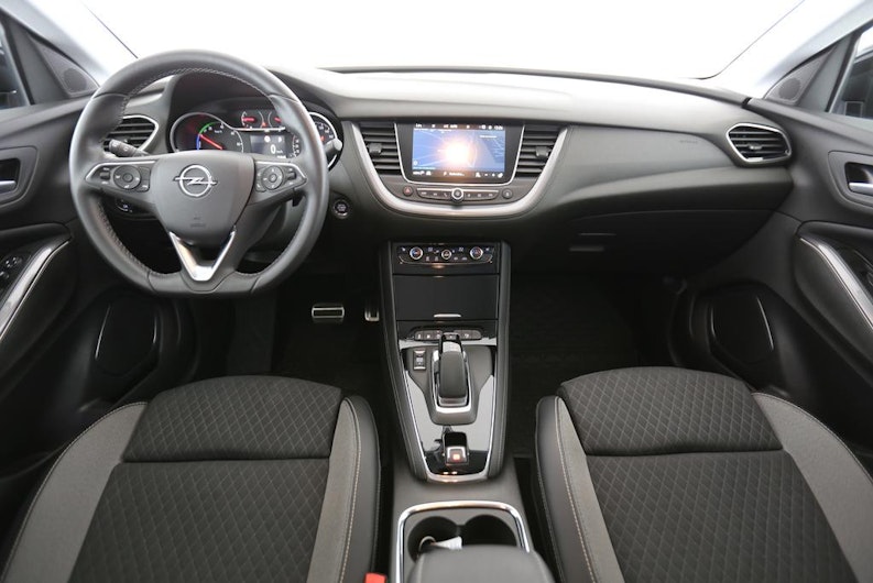 Vehicle image OPEL GRANDLAND