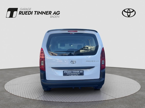 Vehicle image 21 Vehicle image 21