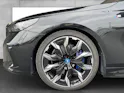 BMW i5 M60 xDrive / Attraktiver Leasingzinssatz ab 0,9% bei Abschluss einer BMW Fahrzeugversicherung