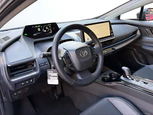 Toyota Prius 2.0 Plug-In-Hybrid Premium