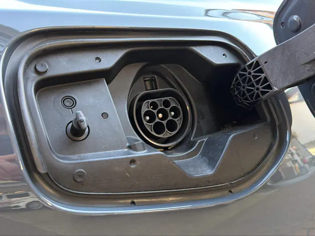 Toyota Prius 2.0 Plug-In-Hybrid Premium