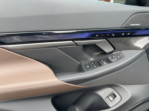BMW i5 M60 xDrive