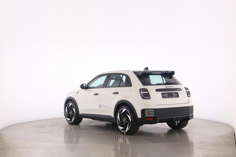 Vehicle image FIAT 600